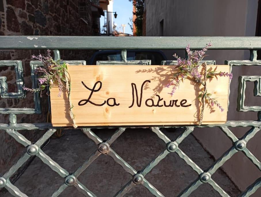 La Nature Konistres Exterior foto